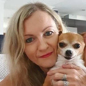 Meet your Posher, Sharon